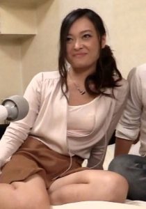 夫婦の夜の営みのマンネリ解消の為、AV出演を果たしたご夫婦！！奥さんの乱れ具合が凄いんです！？